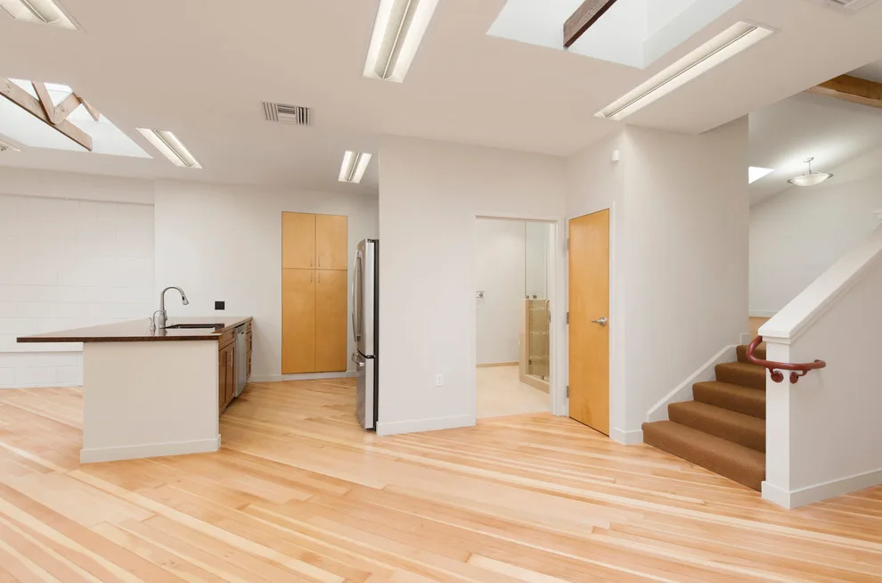 Uptown Oakland Loft by Reco Roberts Electric - Photo 2