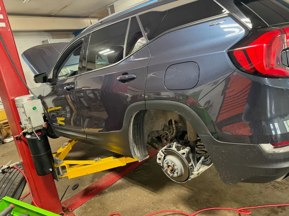 Pepe Auto Repair Company 2 by Pepe Auto Repair LLC - Photo 5