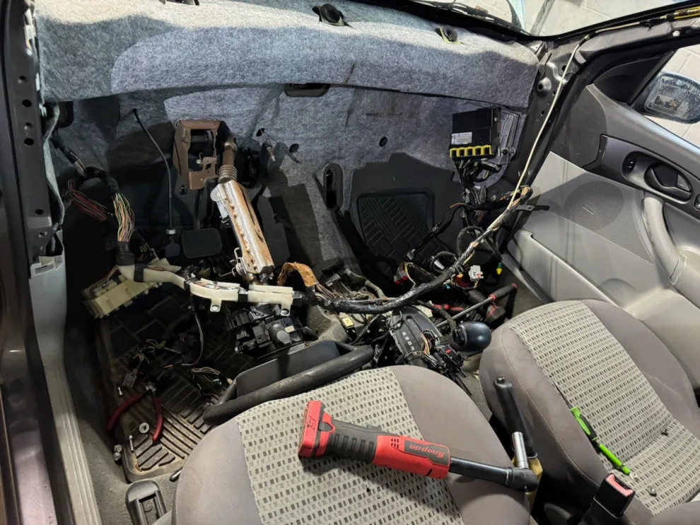 Pepe's Automotive Repair LLC 5 by Pepe Auto Repair LLC - Photo 4