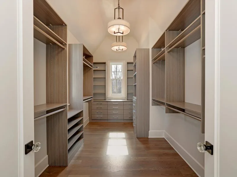 Contemporary Interiors by G & Z Electric Service, Inc - Photo 16