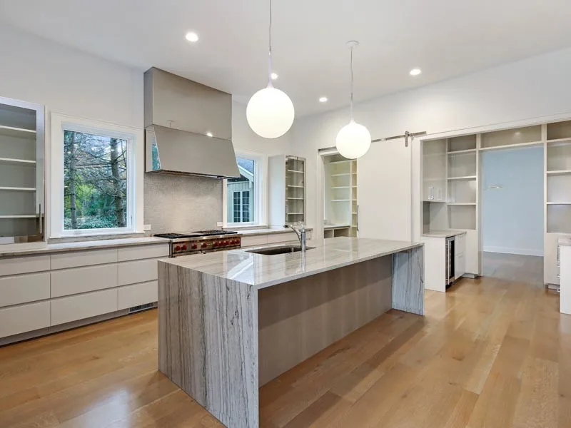 Contemporary Interiors by G & Z Electric Service, Inc - Photo 12