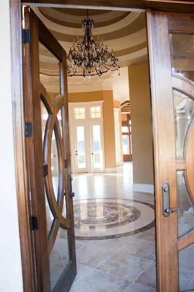 Tallahassee Entry Rooms by Designs Unlimited - Photo 2
