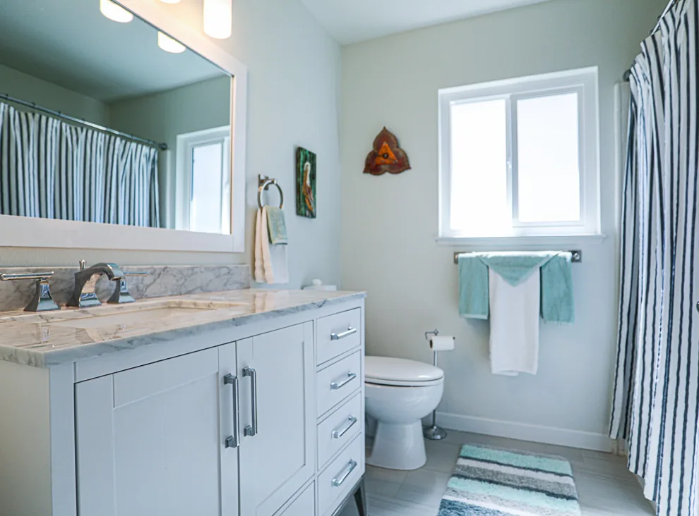 Newbury Park Complete Renovation by Hue Of You Decor, LLC - Photo 13