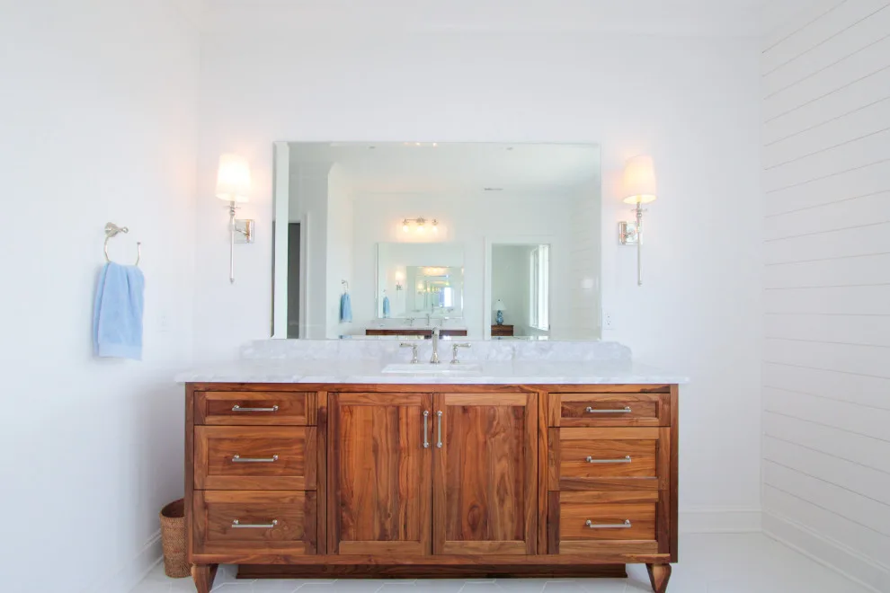 Newport News Waterfront Residence by KDI Cabinetry - Photo 15