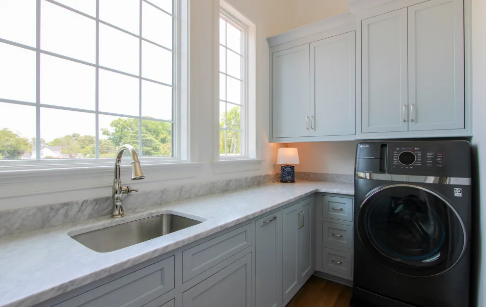 Newport News Waterfront Residence by KDI Cabinetry - Photo 2