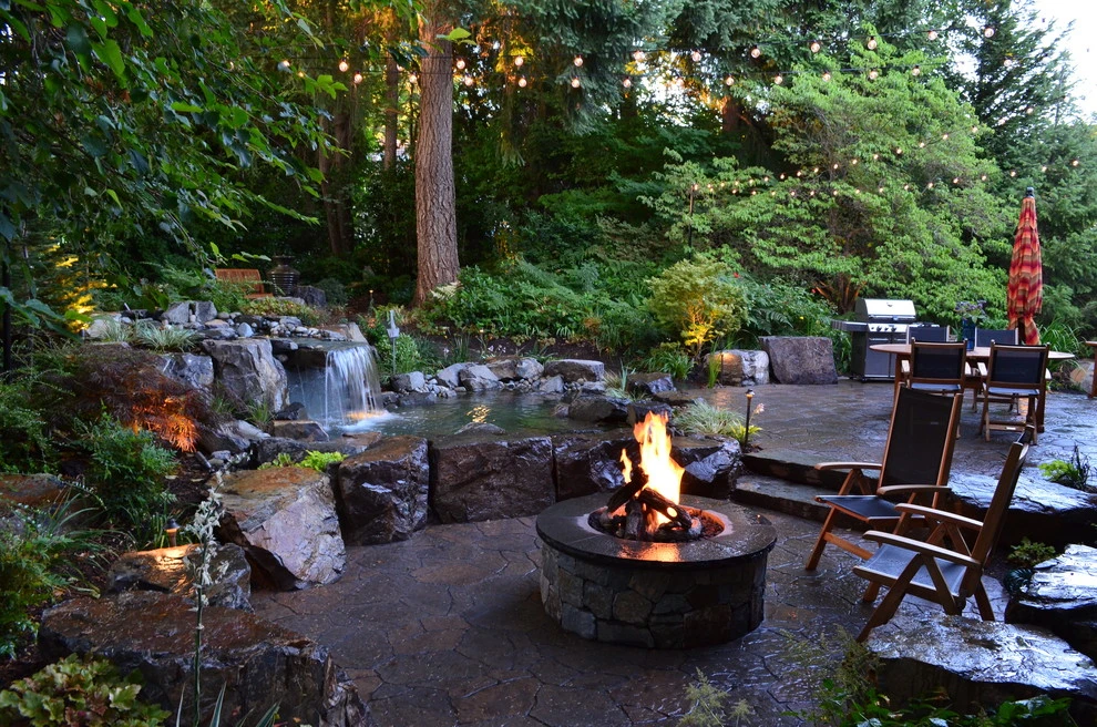 Backyard Oasis by Alderwood Landscape Architecture And Construction - Photo 3