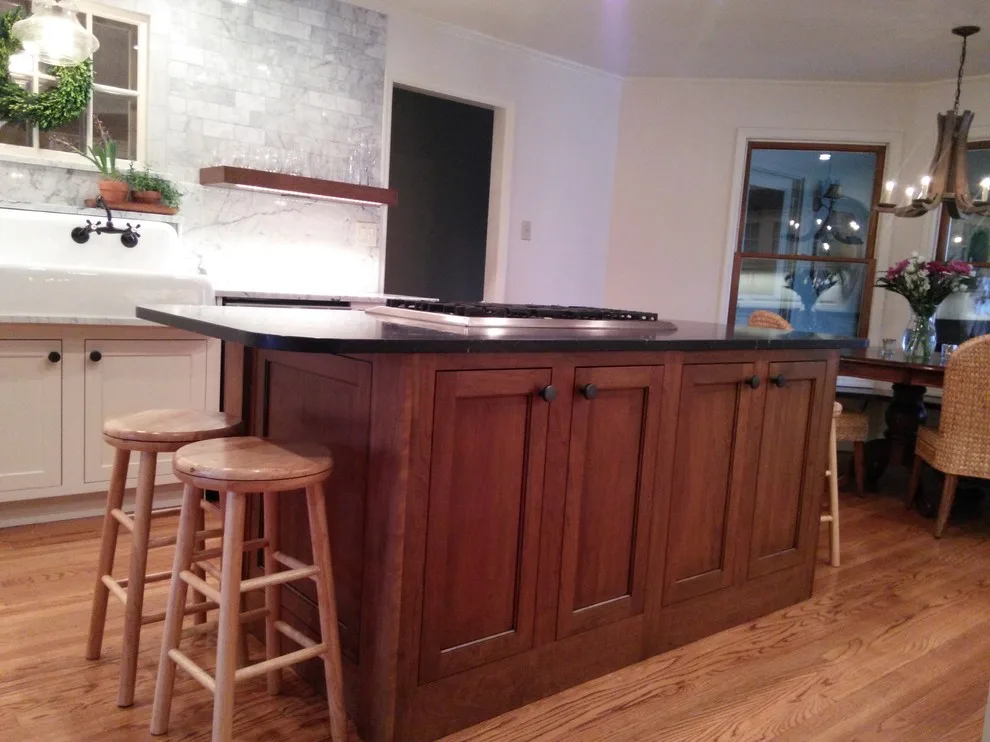 Little Rock North Traditional by Kitchen & Bath Ideas - Photo 6