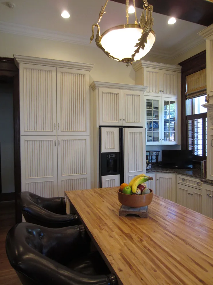 Nunnery Residence by Bethany Crenshaw, AKBD - Photo 8