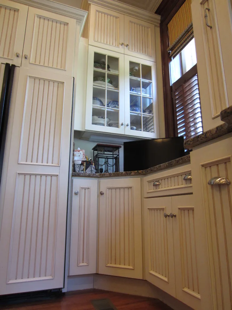 Nunnery Residence by Bethany Crenshaw, AKBD - Photo 18