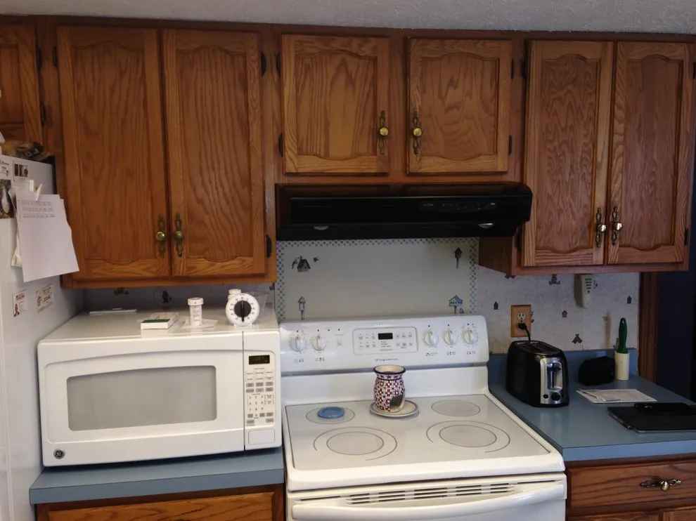 Montclair Oak Kitchen by Kraftmaid by Jeff Shafier Of Lowe's Home Improvement - Photo 4