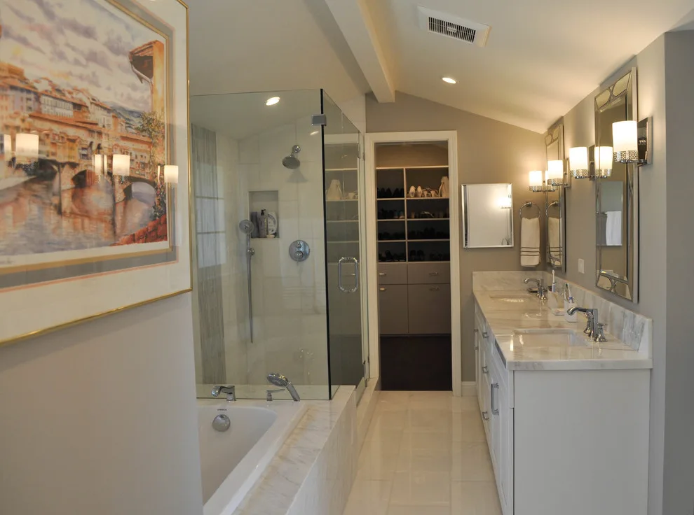 Oakwood Restrooms by Kitchen Inspiration Inc. - Photo 7