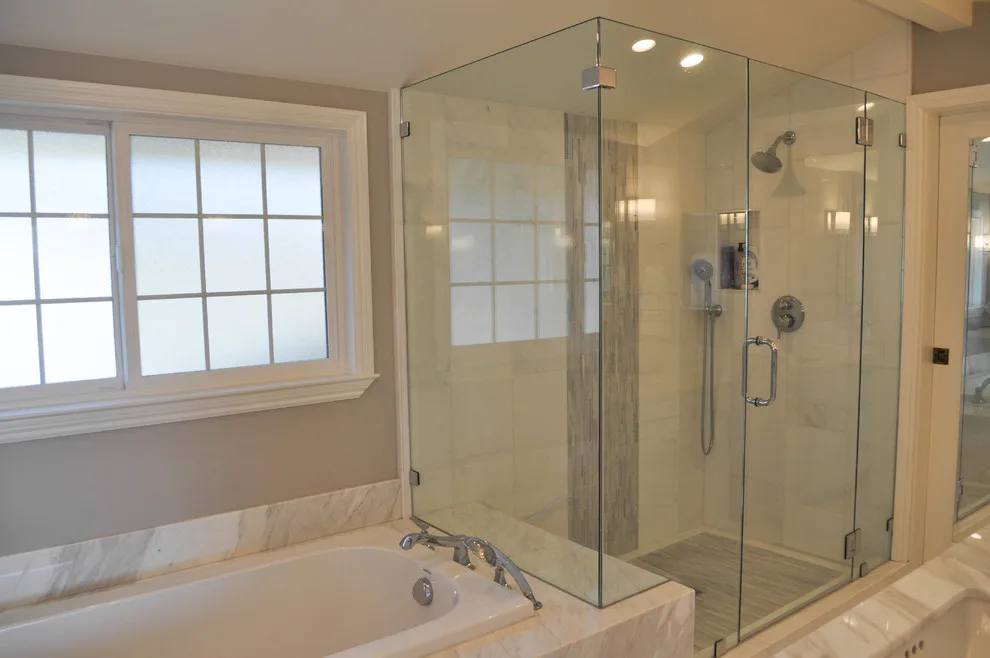 Oakwood Restrooms by Kitchen Inspiration Inc. - Photo 5