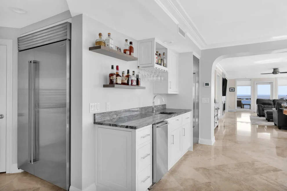 Kallio Oceanfront Condo Renovation by Ann-Marie by Woodsman Kitchens And Floors - Photo 11