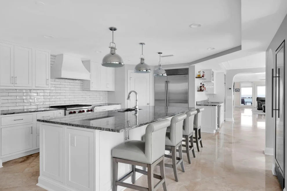 Kallio Oceanfront Condo Renovation by Ann-Marie by Woodsman Kitchens And Floors - Photo 3