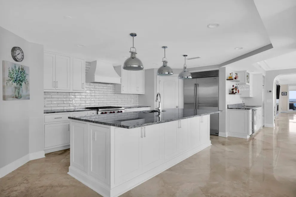 Kallio Oceanfront Condo Renovation by Ann-Marie by Woodsman Kitchens And Floors - Photo 14