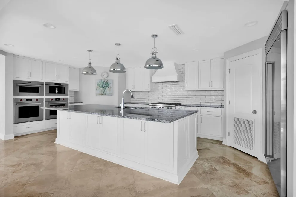 Kallio Oceanfront Condo Renovation by Ann-Marie by Woodsman Kitchens And Floors - Photo 9