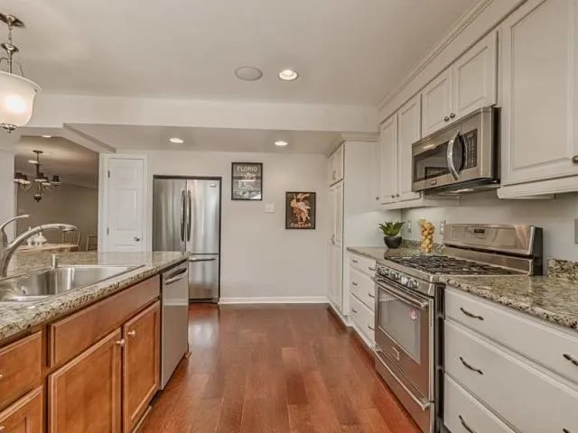 Olivette Culinary Space by Paula Anane - Perspective Cabinetry And Design - Photo 6
