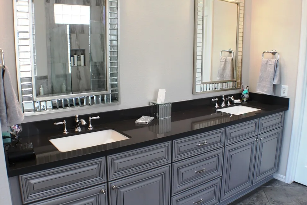 Modern Bathroom in Sun City Anthem by Las Vegas Remodel & Construction - Photo 2