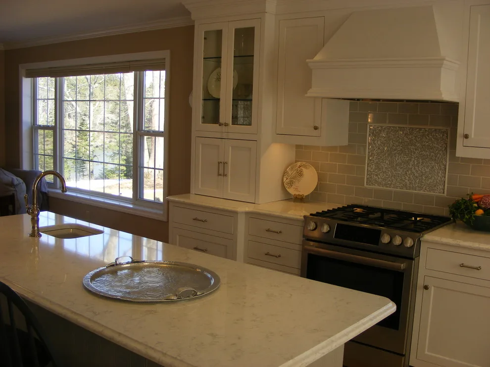 Omega Flush Inset Shaker Cabinet by Lynne Gushee Designs - Photo 4