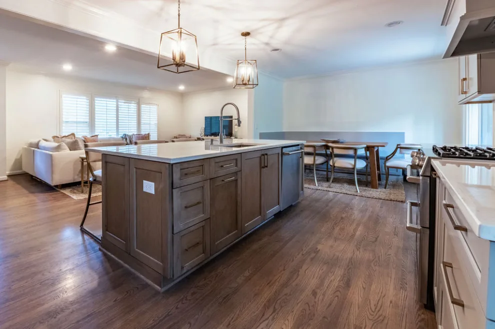 Open-Plan Kitchen by Highland Design+Build - Photo 2