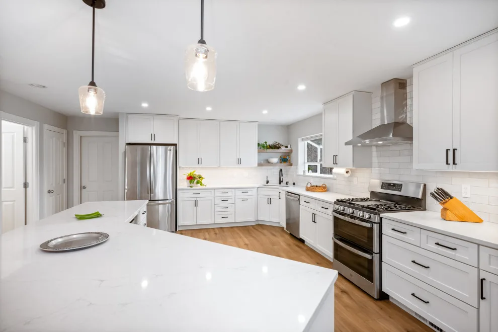 Open design by Creative Kitchen Designs, Inc. - Photo 5