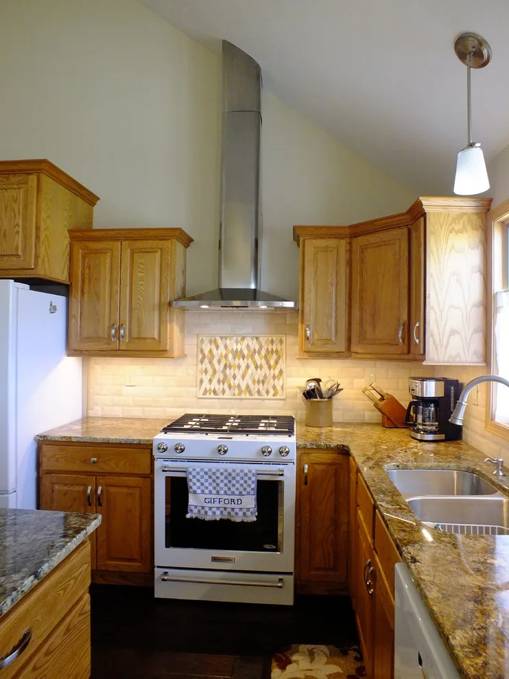 Revamping the Kitchen with an Innovative Layout by Stephanie Bruntz Designs - Photo 5