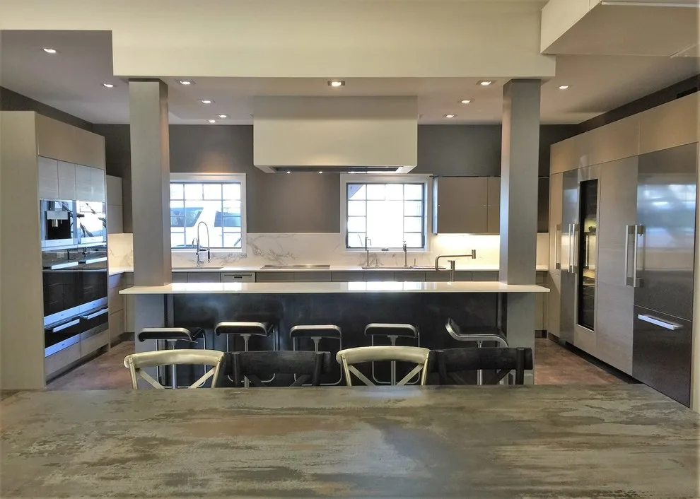 Our Showroom - Premium Appliance Brands Offered by The Kitchen Place, Inc. - Photo 4