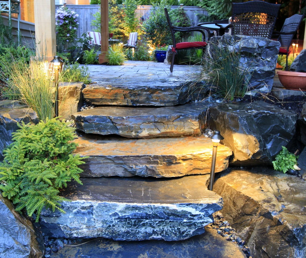 Sammamish Outdoor Living + Fire + Water by Alderwood Landscape Architecture And Construction - Photo 7