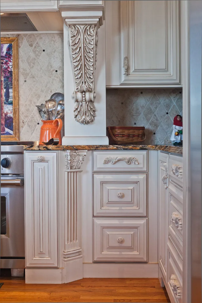 Italian-Inspired Kitchen with a Touch of Extravagance by Tavia Douglass, Designer - Photo 3