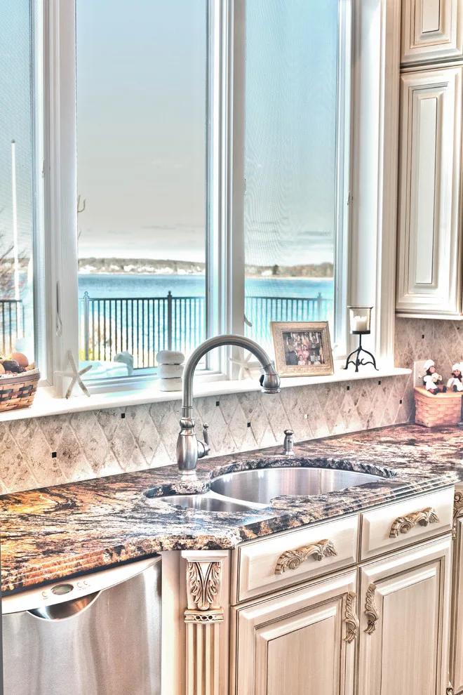 Italian-Inspired Kitchen with a Touch of Extravagance by Tavia Douglass, Designer - Photo 2