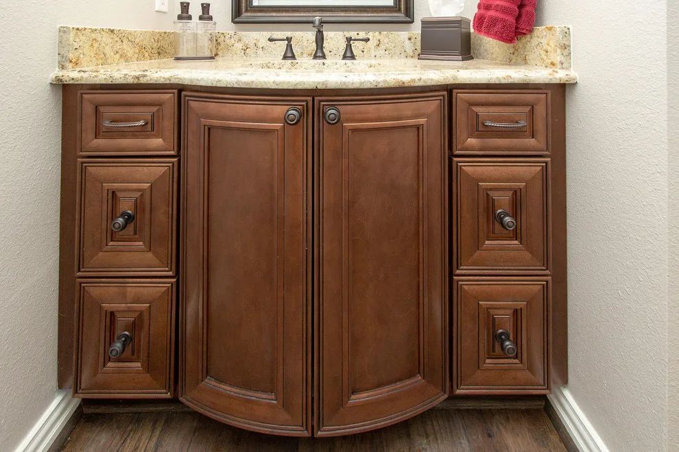 Oxbow Circle - Complete Home Makeover by Griffin Design - Photo 54