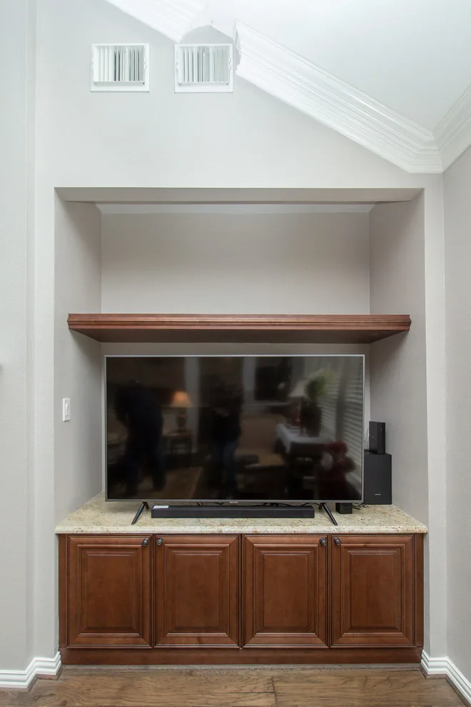 Oxbow Circle - Complete Home Makeover by Griffin Design - Photo 44
