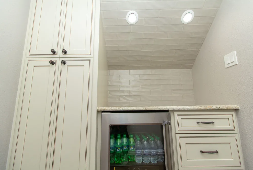 Oxbow Circle - Complete Home Makeover by Griffin Design - Photo 17