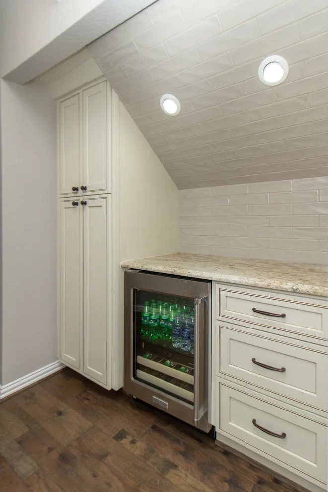 Oxbow Circle - Complete Home Makeover by Griffin Design - Photo 92