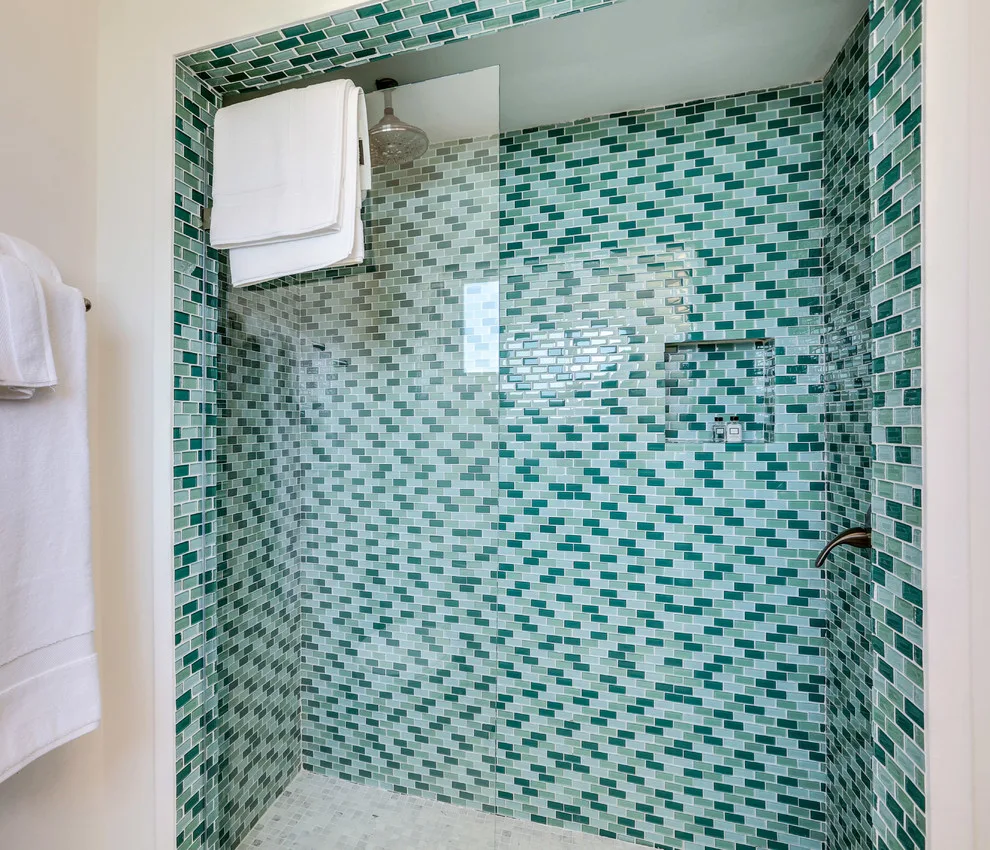 Mid-Century Getaway in Palm Springs by Melinamade - Residential Design + Interiors - Photo 17