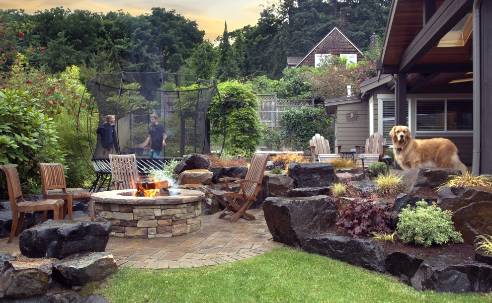 Redmond Outdoor Playspace by Alderwood Landscape Architecture And Construction - Photo 3