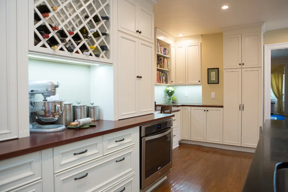 The "Alternative Kitchen" - Butler's Pantry by MadDesigns Kitchen, Bath, Interiors - Photo 3
