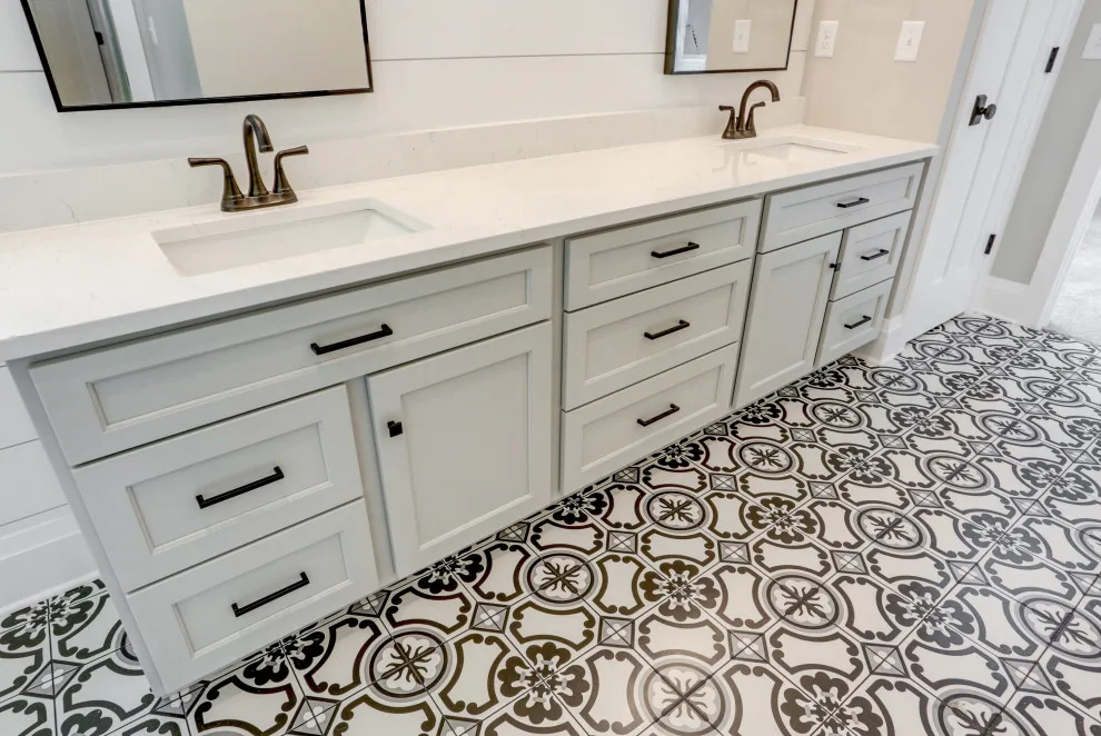 Lawell by Dutch Wood Cabinetry, LLC - Photo 3