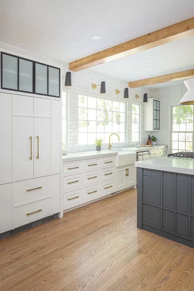 Meadowpark Kitchen by Clearcut Construction, Inc. - Photo 4