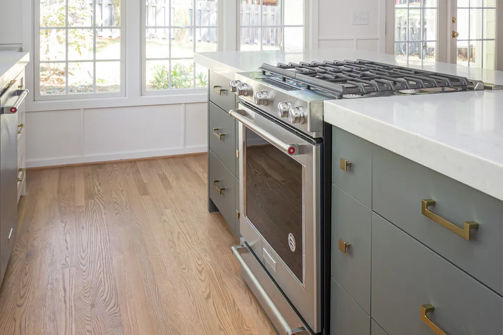 Meadowpark Kitchen by Clearcut Construction, Inc. - Photo 34