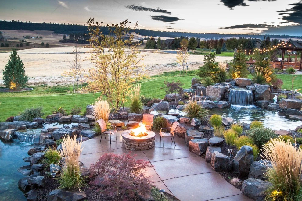 North Spokane Estate Retreat + Water by Alderwood Landscape Architecture And Construction - Photo 4