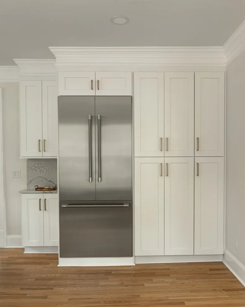 Peachtree City Contemporary and Sleek Kitchen by Rosa Moreno Kitchens - Photo 17