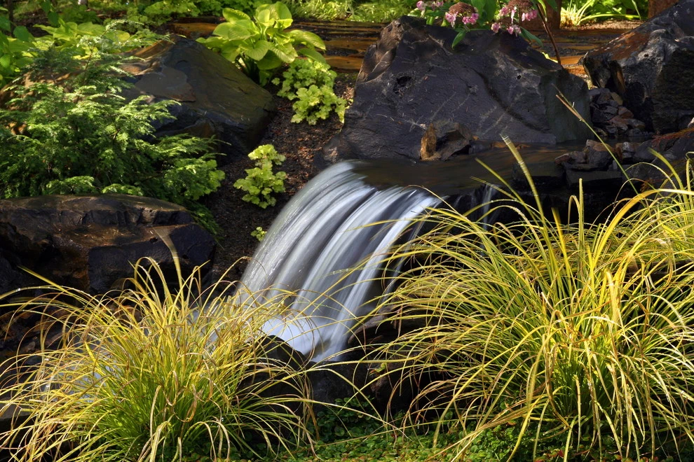 Private Luxury Estate by Alderwood Landscape Architecture And Construction - Photo 7