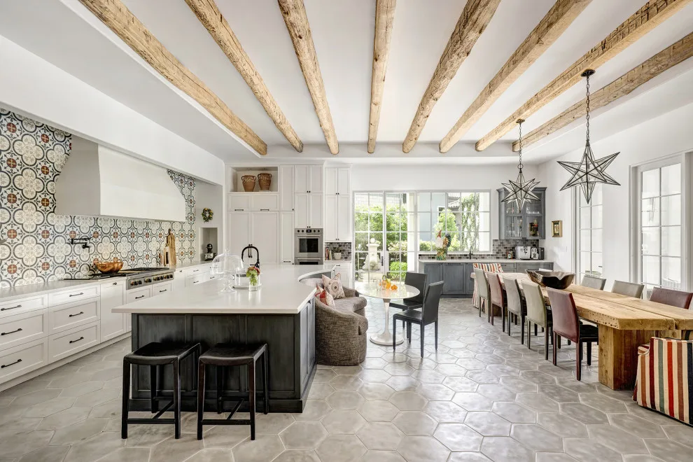 Pearland Residence by Bentwood Of Houston - Photo 3