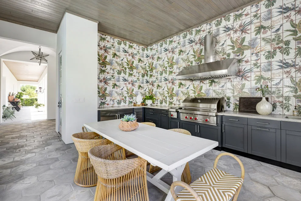 Pearland Residence by Bentwood Of Houston - Photo 2