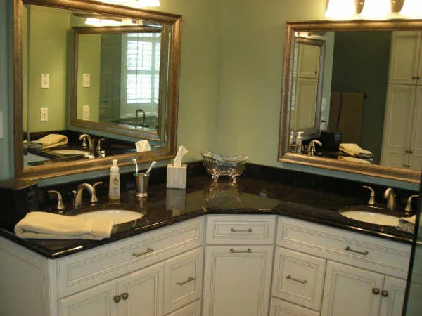 Pettit Primary Bathroom by Eva Keegan - Photo 2