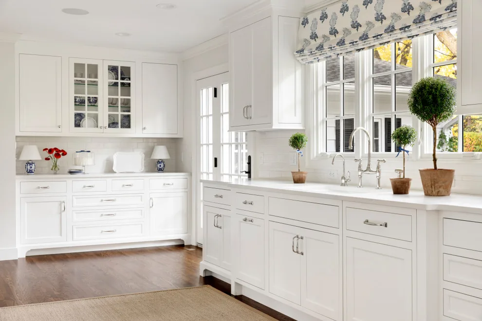 Phlox Avenue Allure by Crystal Kitchen + Bath - Photo 7