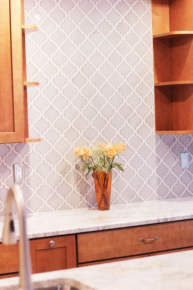 Arabesque Tile Design by K&W Interiors - Photo 3