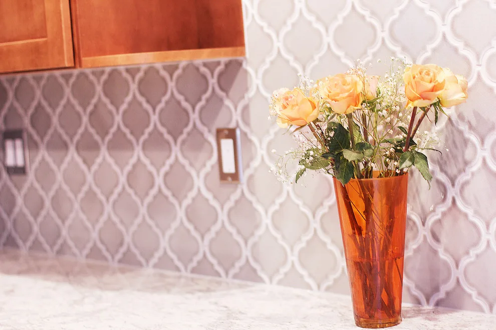 Arabesque Tile Design by K&W Interiors - Photo 2