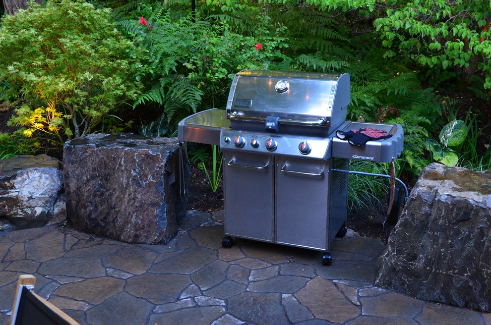 Backyard Oasis by Alderwood Landscape Architecture And Construction - Photo 4